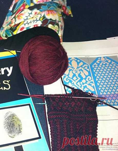 Ravelry: Project Gallery for Clematis pattern by Kirsten Kapur