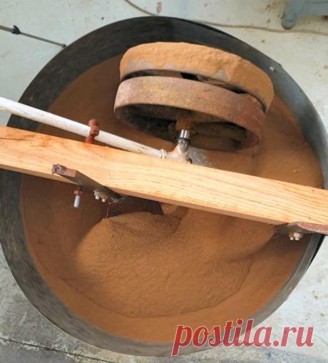 Вторичное использование деталей стиральной машины, микроволновой печи, для изготовления поворотного стола