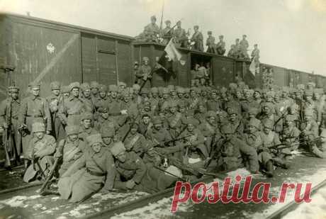 В мае 1918 года в Челябинске поднялось восстание 40-тысячного Чехословацкого корпуса. Мятеж оказал колоссальное влияние на последующие события в России. Многие историки уверены, что именно бунт легионеров ознаменовал собой начало Гражданской войны в стране.