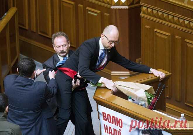 На сей раз Путин ни при чем: Украина сама встала на грань политического самоубийства (Bloomberg, США) » Военное обозрение