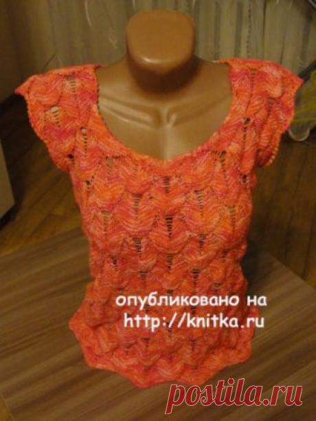 Летний топ с узором из листочков. Работа Ивановой Светланы,  Вязание для женщин Доброго времени суток рукодельницам! Меня зовут Светлана. Я тоже бы хотела вынести на ваш суд и показать свои работы. Летняя кофточка-топ связана узором из