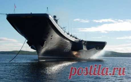 Как якорь удерживает на месте огромный корабль? 
На этот вопрос ответит инженер,старший преподаватель кафедры конструкции и технической эксплуатации судов факультета кораблестроения и океанотехники СПбГМТУ Кирилл Плотников.

Отношение к якорю моряк…