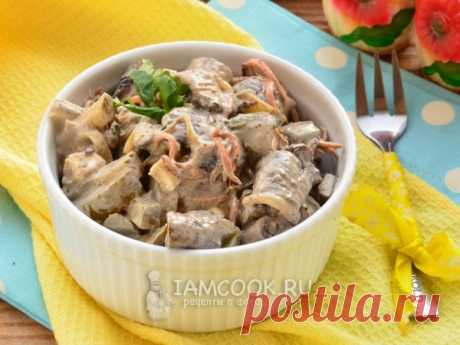 Салат «Белорусский» с печенью и грибами — рецепт с фото Очень вкусный, сытный салат, который можно поставить на праздничный стол или поднять себе настроение в обычный будний день.