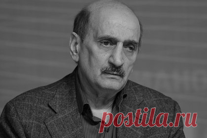 Умер советский диссидент Сергей Григорьянц. Умер советский диссидент и правозащитник Сергей Григорьянц. Он скончался на 82 году жизни. Причина смерти не раскрывается. В 1975 и 1983 годах Григорьянц был приговорен к реальным тюремным срокам за критику советской власти. В 1987 году основал журнал «Гласность» и одноименный правозащитный фонд.
