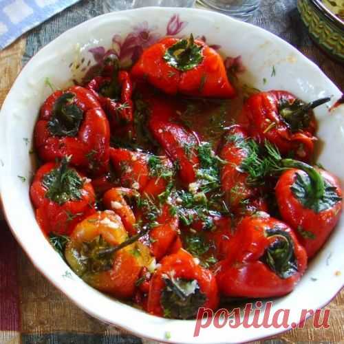 Популярные в Болгарии перцы с винным уксусом (Печени чушки с оцет)