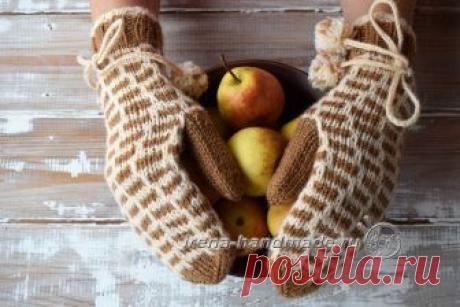 Варежки «Загадка» — ленивый жаккард (вязание, схемы и фото) - Irena Handmade Очередная модель варежек в технике ленивого жаккарда. Этот эффектный рисунок с причудливо изогнутыми линиями не оставит без внимания обладателя этих теплых рукавичек...