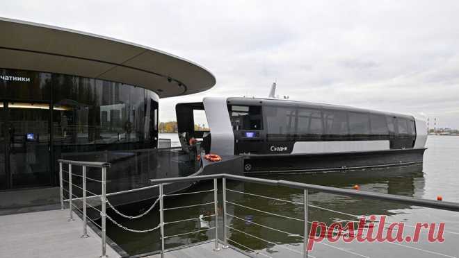 Свыше 30 тысяч пассажиров воспользовались вторым речным маршрутом в Москве. За первый месяц работы регулярного речного маршрута "ЗИЛ — Печатники" на Москве-реке инновационные российские электрические суда выполнили около 1,5 тыс. рейсов и прошли уже свыше 14 тыс. км. Новым маршрутом ...