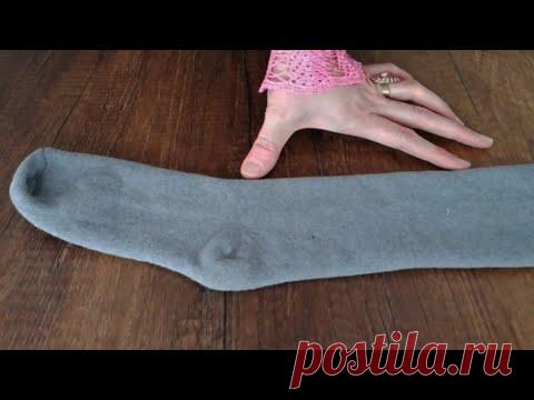 Слоненок из носков. Это сможет сделать каждый, кто умеет пришивать пуговицу.