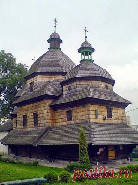 Церковь Пресвятой Троицы в Жовкве (Львовская обл.; 1720 г.)﻿