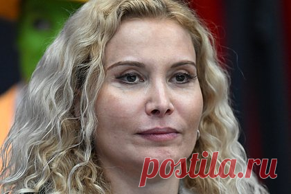 Работавший с Медведевой и Загитовой хореограф высказался об уходе от Тутберидзе. Хореограф Алексей Железняков прокомментировал уход из группы тренера по фигурному катанию Этери Тутберидзе. Он отметил, что из-за занятости периодически пропускал тренировки Тутберидзе. «Стало обидно, что на твое место берут другого специалиста, но все к этому шло и вот пришло», — высказался Железняков.