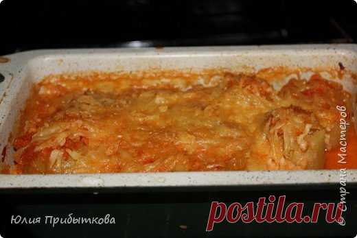 Очень вкусная картошка, а вы уже такую пробовали? 
Вот такую красоту можно соорудить из картошки)


2.

Продукты:Картофель,Фарш,Лук,Морковь,Чеснок,Сыр,Майонез,Кетчуп,Растительное масло,Соль и перец


3.

Картофель чистим и вырезаем углубления - отста…