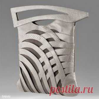 Lovely shoes and bags by Arnoldo e Battois .