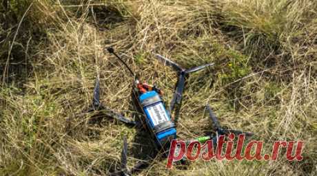 Старовойт: пограничники посадили разведывательный дрон ВСУ в Рыльском районе. Губернатор Курской области Роман Старовойт сообщил, что российские пограничники при помощи антидронового ружья посадили разведывательный коптер Вооружённых сил Украины в Рыльском районе. Читать далее