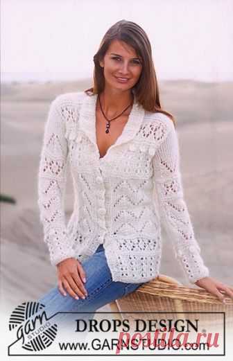 Два чудесных летних жакета спицами и крючком 
Белый ажурный жакет

Вам потребуется: 200-250-250-300-300 г пряжи (100% шерсть, 180 м/50 г), 150-150-200-200-200 г (58% мохер, 19% шерсть, 23% полиамид, 280 м/50 г); прямые и круговые спицы № 7; крюч…