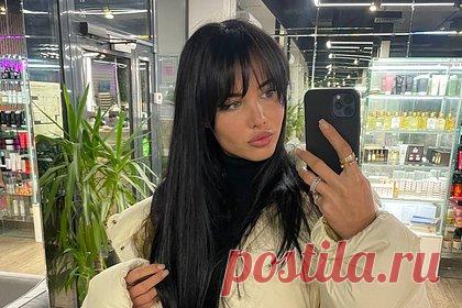 Решетова описала состояние волос на голове фразой «я стала выглядеть старше». Российская фотомодель и бывшая возлюбленная рэпера Тимати Анастасия Решетова пожаловалась на состояние волос на голове, описав их фразой «я стала выглядеть старше». 24-летняя манекенщица рассказала, что ее пряди от природы имеют темно-каштановый цвет. По ее словам, раньше она их все время тонировала.