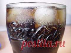 День рождения «Кока-Колы» – создан рецепт этого популярного в мире напитка