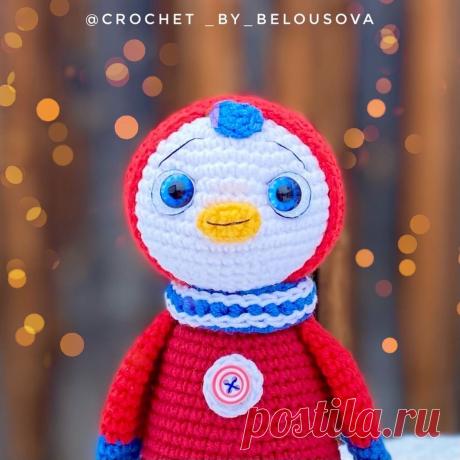 PDF Лоло и Ёлка крючком. FREE crochet pattern; Аmigurumi toy patterns. Амигуруми схемы и описания на русском. Вязаные игрушки и поделки своими руками #amimore - пингвин, пингвинята, пингвинчик, пингвинёнок, птица, птичка.