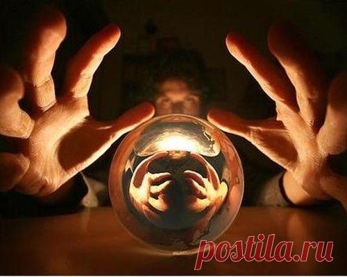 Экстрасенсы, которые предсказали войну на Донбассе, поведали, чего ждать Украине в 2016 году