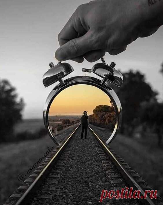 В пространстве последних дней… спектакль в двух действиях