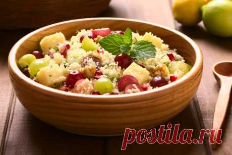 Салат с виноградом, грушей и кедровыми орехами-необычно и очень вкусно!!!