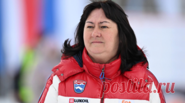 Вяльбе сообщила, что Бакуров после толчка Большунова получил сильный ушиб мягких тканей. Президент Федерации лыжных гонок России Елена Вяльбе прокомментировала состояние Александра Бакурова после толчка Александра Большунова на финише в полуфинале спринта свободным стилем на первом этапе Кубка России-2025/26 в Кировске. Читать далее