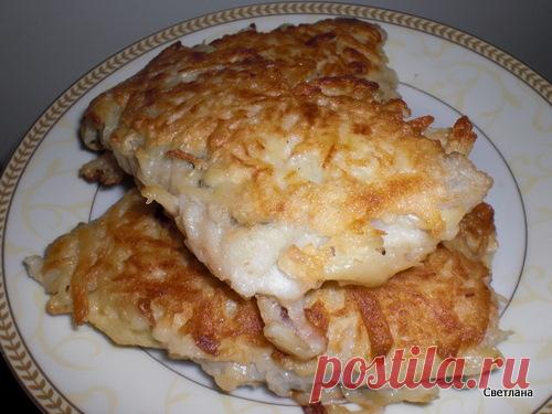 Рыба в картофельной корочке Рыба в картофельной корочке
Готовится очень просто, сложных ингредиентов не надо. Получается сочная рыба, в картофельной корочке.
Потребуется: 
-4 филе любой белой рыбы
-2 яйца;
-4 картофелины;
- 2 ст…