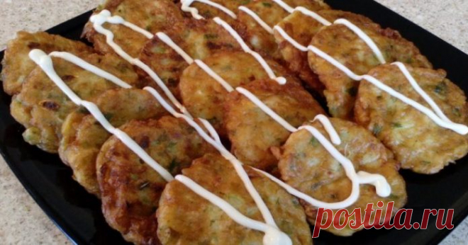 Ленивые кабачковые беляши с курицей. Такие пышные, такие простые, и очень вкусные!