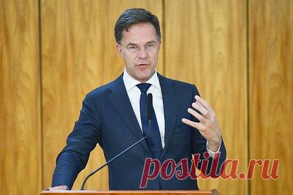 Нидерланды и Люксембург призвали Сербию и Косово к диалогу. Премьер-министр Люксембурга Ксавье Беттель и его нидерландский коллега Марк Рютте призвали Сербию и Косово начать переговоры под руководством Евросоюза (ЕС). Рютте подчеркнул важность стабильности на Западных Балканах, пояснив, что это позволит сотрудничать над вопросами, которые касаются всей Европы.