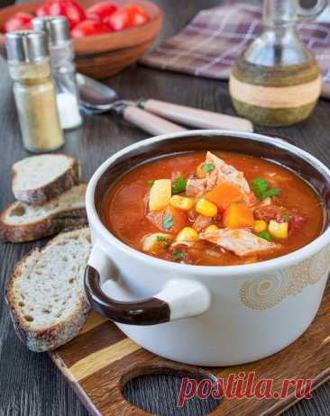 Томатный суп с тыквой и курицей
