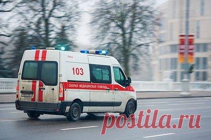 Россиянка пострадала в ДТП с туристическим автобусом в Белоруссии. В Витебской области Белоруссии произошло ДТП с туристическим автобусом. В аварии пострадала россиянка, ее доставили в Витебскую областную клиническую больницу, где у пострадавшей диагностировали закрытый перелом верхней челюсти. В автобусе находились 26 человек, в том числе два водителя.