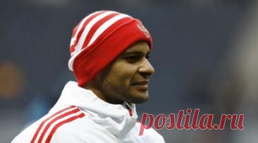 «Это мой второй дом»: Ари — о возвращении в Москву, знакомстве с женой, детстве в фавелах и беседах с Галицким. Когда поступило предложение занять пост спортивного директора «Торпедо», слишком долго думать не пришлось. Об этом в интервью RT рассказал бывший футболист «Спартака» и «Краснодара» Ари. Они вместе с женой и двумя дочерями посовещались и решили вернуться в Москву. Бразильский нападающий также раскрыл секрет успешного брака с россиянкой Натальей Грызловой, вспомнил о детстве в…