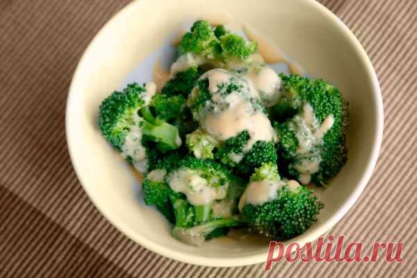 brokkoly-v-chesnochno-sirnom-souse.jpg (600×400)