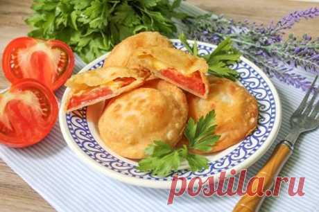 Пирожки-бомбочки с помидорами и сыром - оперативные и бюджетные!