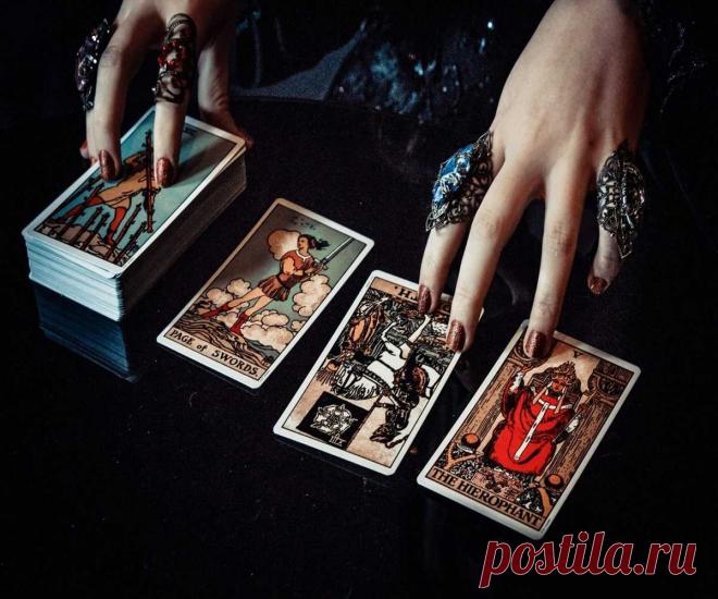 Как можно погадать? Гадания на Таро онлайн бесплатно с полной расшифровкой расклада. Карты Таро: Гадание онлайн. Гадание на картах Таро онлайн 100% Гадания и предсказания Новый, более полный и более глубокий гороскоп совместимости. Анализ ожиданий в отношениях, степени соответствия и подробное описание совместимости. Гороскоп