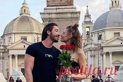 Учительница обманом уехала в отпуск и попалась из-за фотографий в Facebook. В Великобритании учительница соврала о семейных обстоятельствах и уехала в отпуск в Рим со своим парнем. Так, 25-летняя Элла Гриффит, работающая на полставки в школе Ysgol Cybi в городе Холихед (Уэльс), запросила несколько внеплановых выходных — девушка сослалась на «серьезные» проблемы в семье.