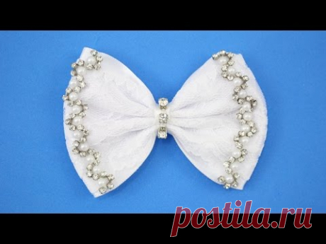 Passo a passo: laço de fita com pérolas e strass