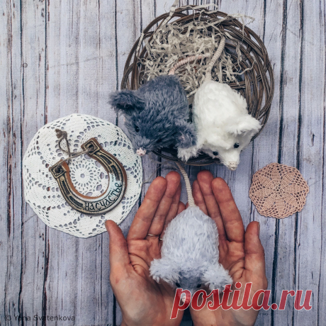 PDF Мышка крючком. FREE crochet pattern; Аmigurumi doll patterns. Амигуруми схемы и описания на русском. Вязаные игрушки и поделки своими руками #amimore - Мышь, мышка, мышонок, крыса, rat rata, rato, ratte, szczur, szczur, mouse, ratón, maus souris, mysz myši. Amigurumi doll pattern free; amigurumi patterns; amigurumi crochet; amigurumi crochet patterns; amigurumi patterns free; amigurumi today.