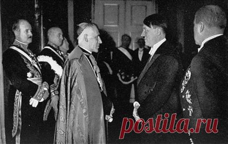 Встреча Адольфа Гитлера и Чезаре Орсениго.