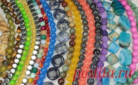 Поступление каменных бусин