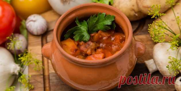 Как приготовить мясо в горшочках: правила, тонкости, рецепты