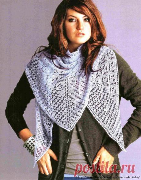 Треугольная ажурная шаль..