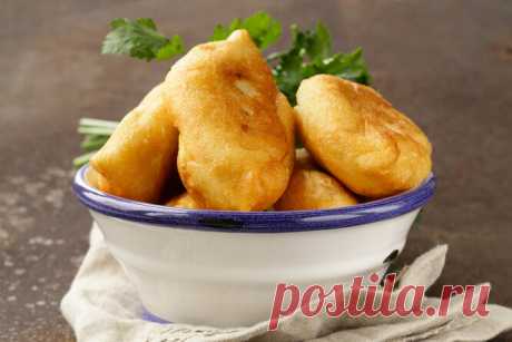 Жареные пирожки с картошкой. Съедаются еще горячими