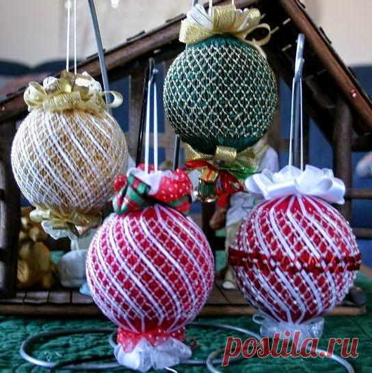 Новогодние шары в технике smocking