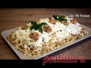 Шикарный салатик на праздничный стол. А вкусный какой! ИНГРЕДИЕНТЫ:Майонез - по вкусу.Копченая куриная грудка - 300 гр.Маринованные огурцы - 3 шт.Вареные яйца - 5 шт.Грецкие орехи - 70 гр.Яблоко – 1 штМята