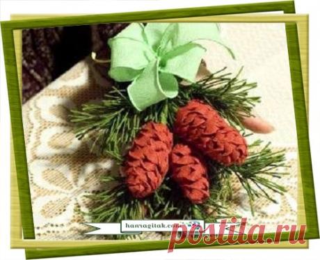 Եղևնու ճյուղ՝ ծալքավոր թղթից 
Ծալքավոր թղթից պատրաստված եղևնու ճյուղը կարող է ձմեռային գեղեցիկ զարդարանք դառնալ սենյակի, շինվածքների կամ նվերների ձևավորման համար կամ պարզապես գեղեցիկ նվեր՝ մտերիմներին ձմեռային տոների կապակցությամբ շնորհավորելու համար։
 ՀԱՆՐԱԳԻՏԱԿ