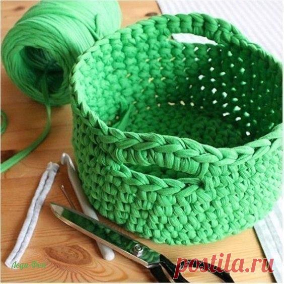 Корзина из трикотажной ткани