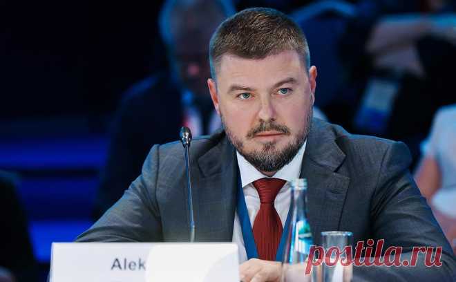 Российский строитель БАМа и ВСМ заявил об интересе к рынкам СНГ и Африки. НПС обсуждает участие в стройках стран СНГ, Монголии, Ближнего Востока и Африки. К подписанию планируются контракты на $500 млн. Но у конкурентов есть преимущество — они приходят со своими деньгами, говорит Алексей Крапивин
