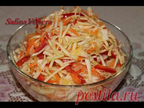 Салат из  капусты,  моркови  и  болгарского  перца. Очень вкусный!