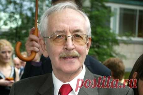 «Шерлок Холмс» Василий Ливанов высказался о росте русофобии на Украине. То, что происходит сегодня с некогда братским народом, Ливанов описал как «боль».