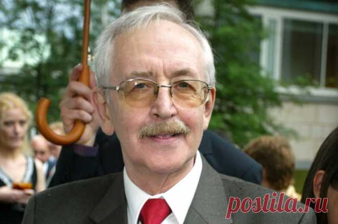 «Шерлок Холмс» Василий Ливанов высказался о росте русофобии на Украине. То, что происходит сегодня с некогда братским народом, Ливанов описал как «боль».